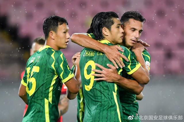 乐鱼体育网站入口-单外援御林军遇弱拒绝丢分 国脚齐发威夺取三连胜